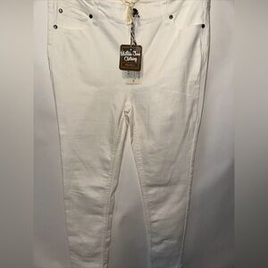 Matilda Jane Sweet Caroline Stretch White Jeans Mid Rise Size 12 NWT
